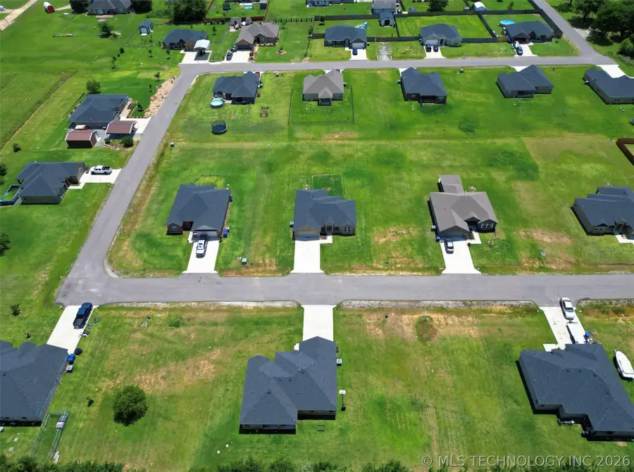 29 Huntington Beach Drive, Durant, OK 74701 - #2