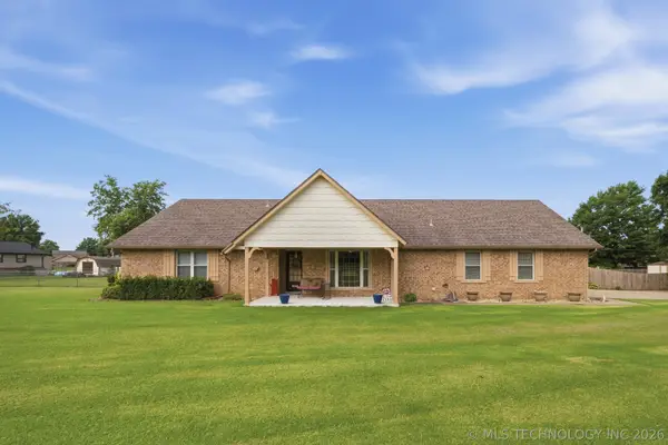 16228 E 82nd Street, Owasso, OK 74055