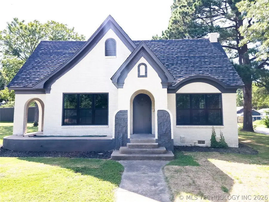 223 N 10th, Durant, OK 74701 - #2