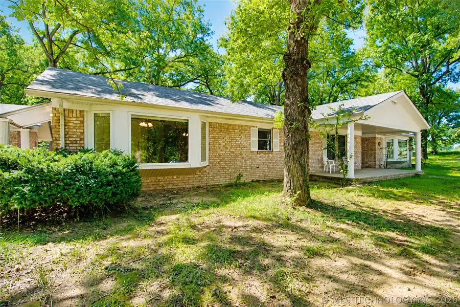 3260 Howard Road, Beggs, OK 74421 - #2