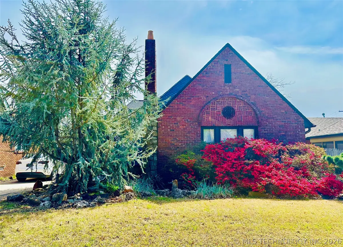 2708 E 14th Place, Tulsa, OK 74104 - #1