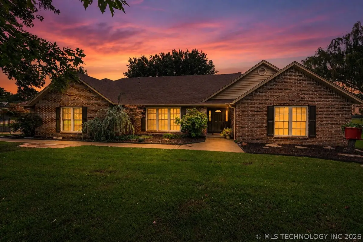 11800 Stonehedge Drive, Claremore, OK 74017 - #1