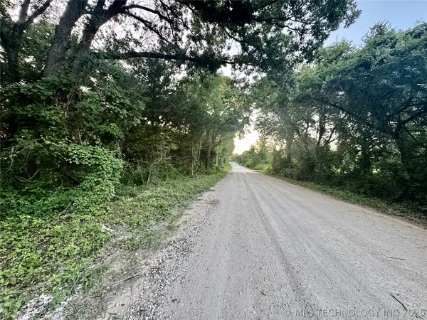 4837 Cobb Road, Kingston, OK 73439
