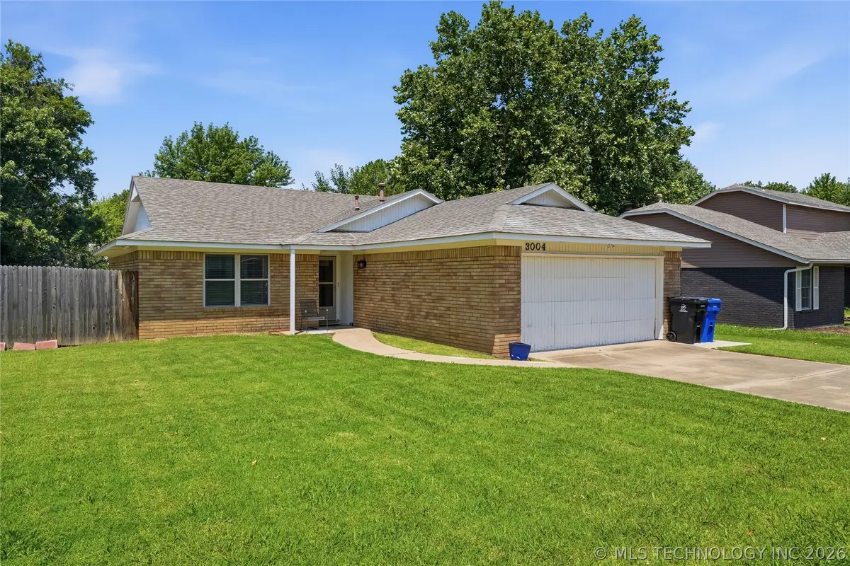 3004 S Oak Avenue, Broken Arrow, OK 74012 - #1