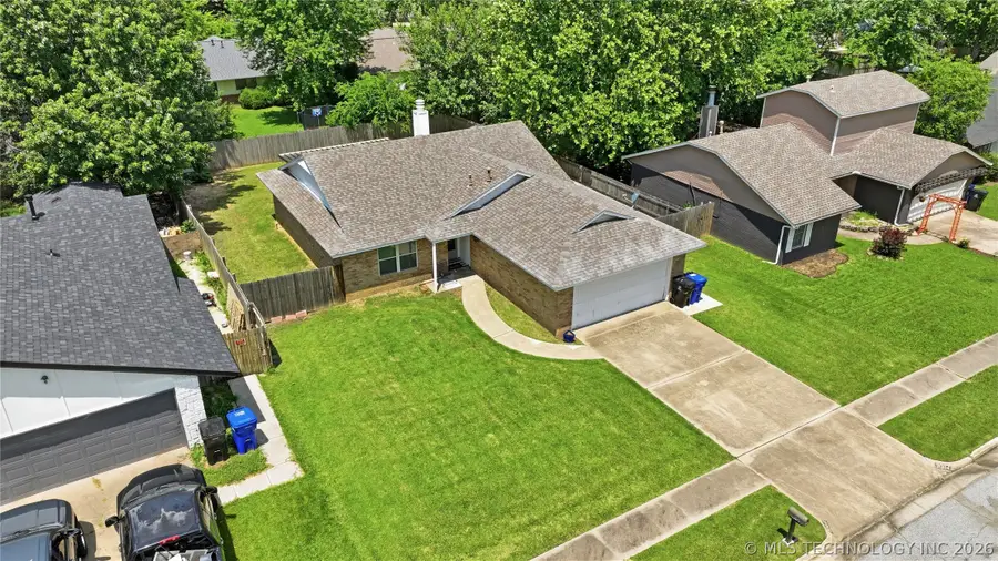 3004 S Oak Avenue, Broken Arrow, OK 74012 - #2