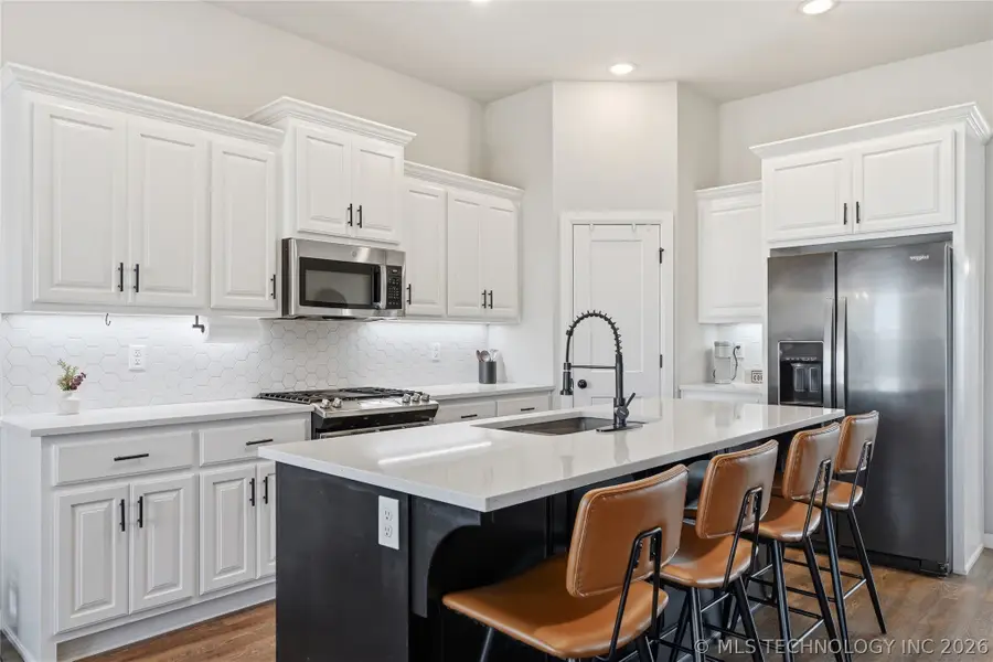 13866 S 21st Place E, Bixby, OK 74008 - #3