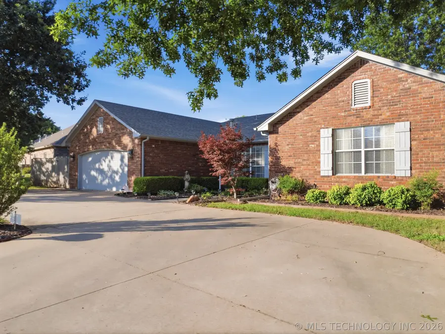 9867 S Maybelle Avenue, Jenks, OK 74037 - #3