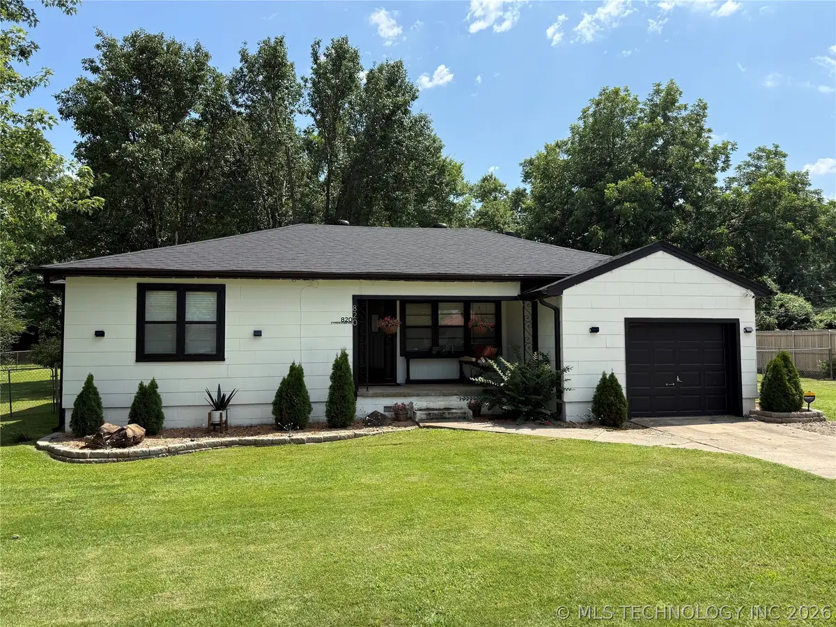 820 E Chickasaw Avenue, Sallisaw, OK 74955 - #1