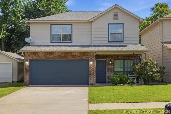 308 E 4th Street, Claremore, OK 74017