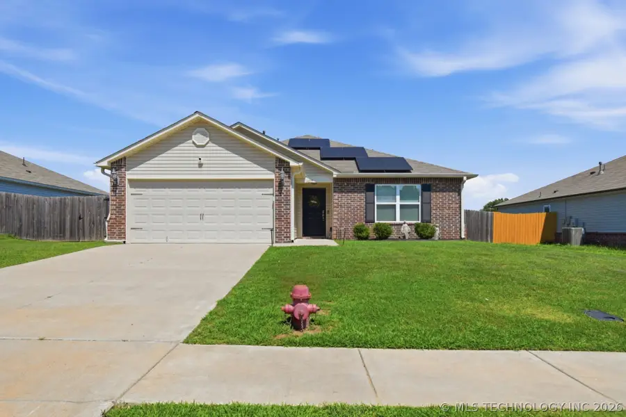 14895 S 274th East Avenue, Coweta, OK 74429 - #2