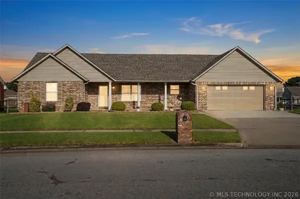 1404 S Oklahoma, Pryor, OK 74361