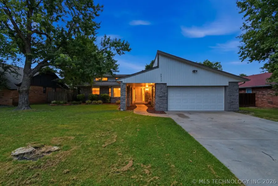 2633 W Dallas Street, Broken Arrow, OK 74012 - #2