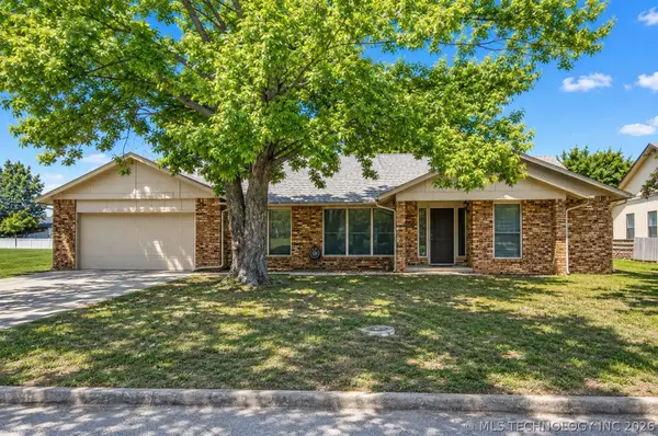 11712 S 98th East Avenue, Bixby, OK 74008
