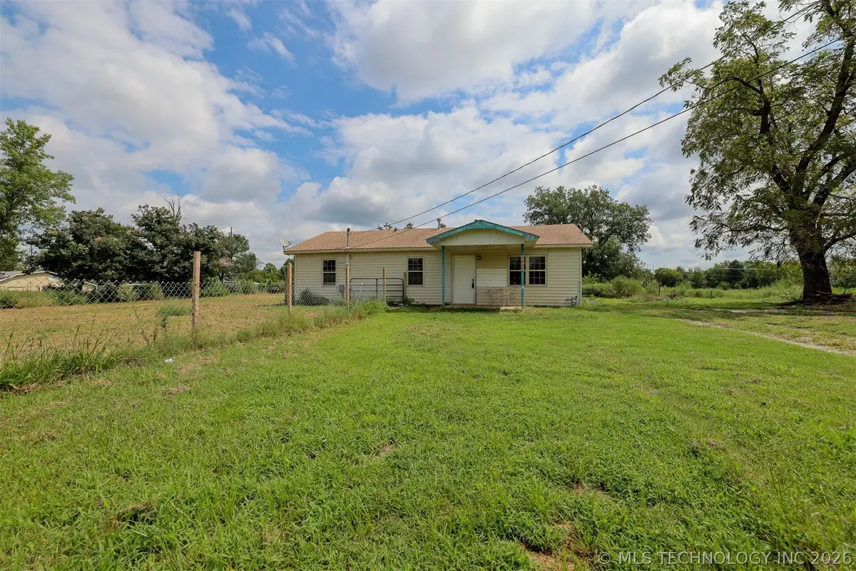 1421 S Cedar Street, Bristow, OK 74010 - #1