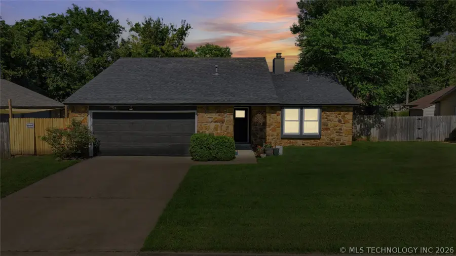 1901 N 22nd Street, Broken Arrow, OK 74012 - #2