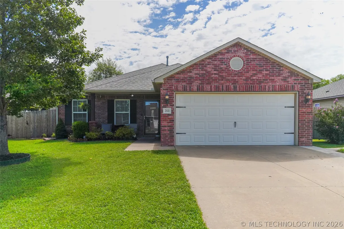 23121 S Bessie Boulevard, Claremore, OK 74019 - #1