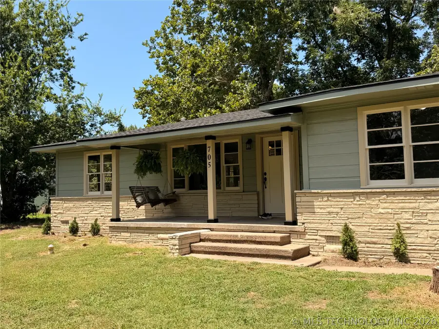 705 W Caddo, Wilburton, OK 74578 - #2