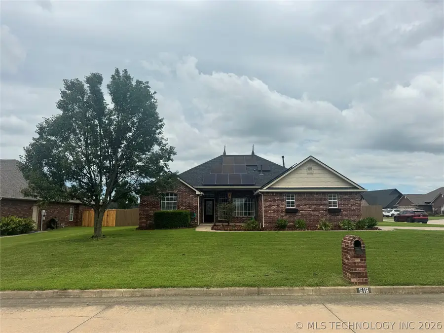 516 Hillcrest Street, Muskogee, OK 74403 - #3