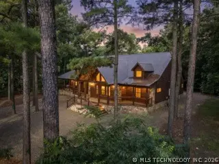 47 Red Berry Trail, Broken Bow, OK 74728