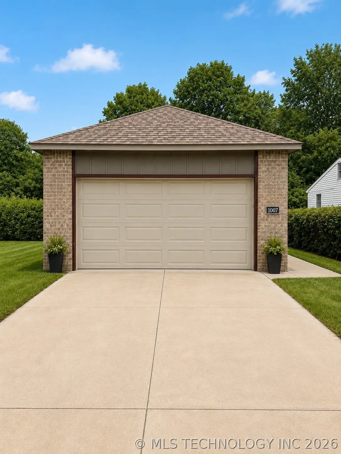 1007 E Young Place, Tulsa, OK 74106 - #1
