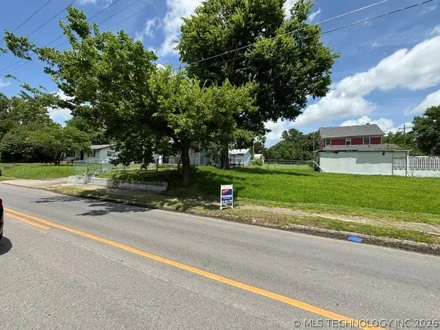 1010 Martin Luther King, Muskogee, OK 74401 - #2