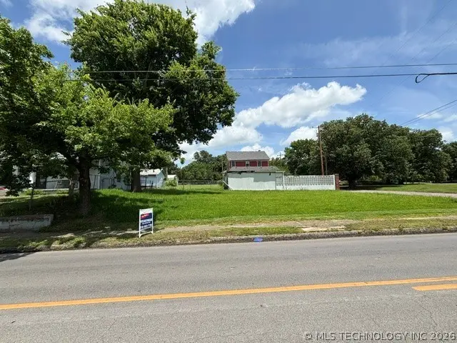 1010 Martin Luther King, Muskogee, OK 74401 - #3