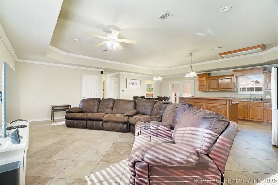 201 S 10th, Hugo, OK 74743 - #3
