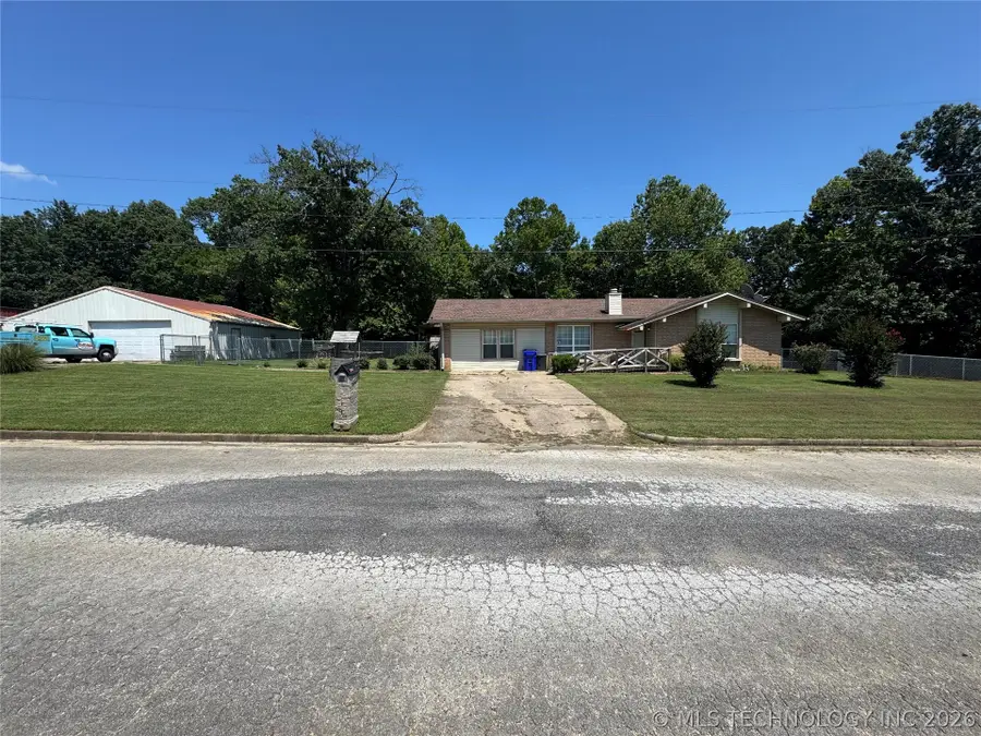 14201 S 261st East Avenue, Coweta, OK 74429 - #2