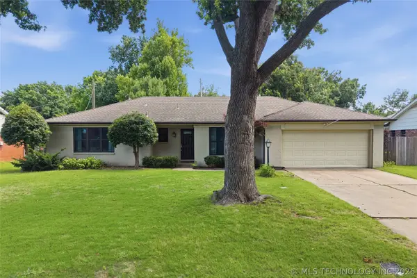 1862 E 57th Place, Tulsa, OK 74105