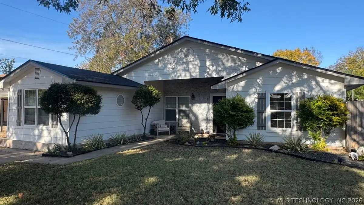 124 N Sunset Drive, Madill, OK 73446 - #1