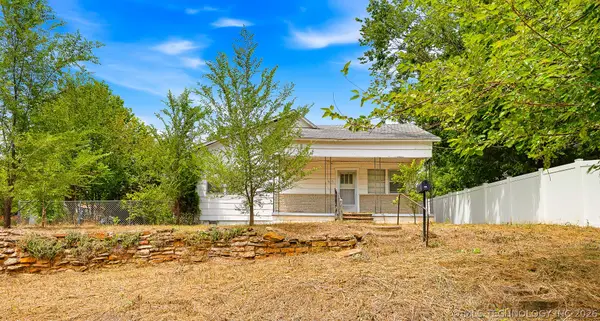 327 W 1st Street, Konawa, OK 74849