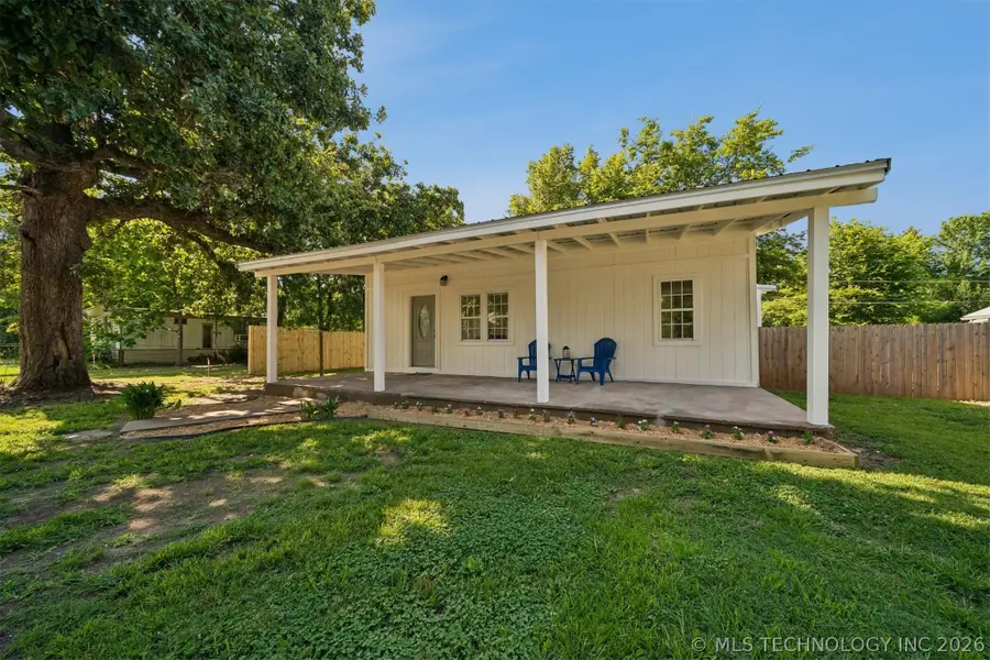 137 W Cheyenne Avenue, Langley, OK 74350 - #2