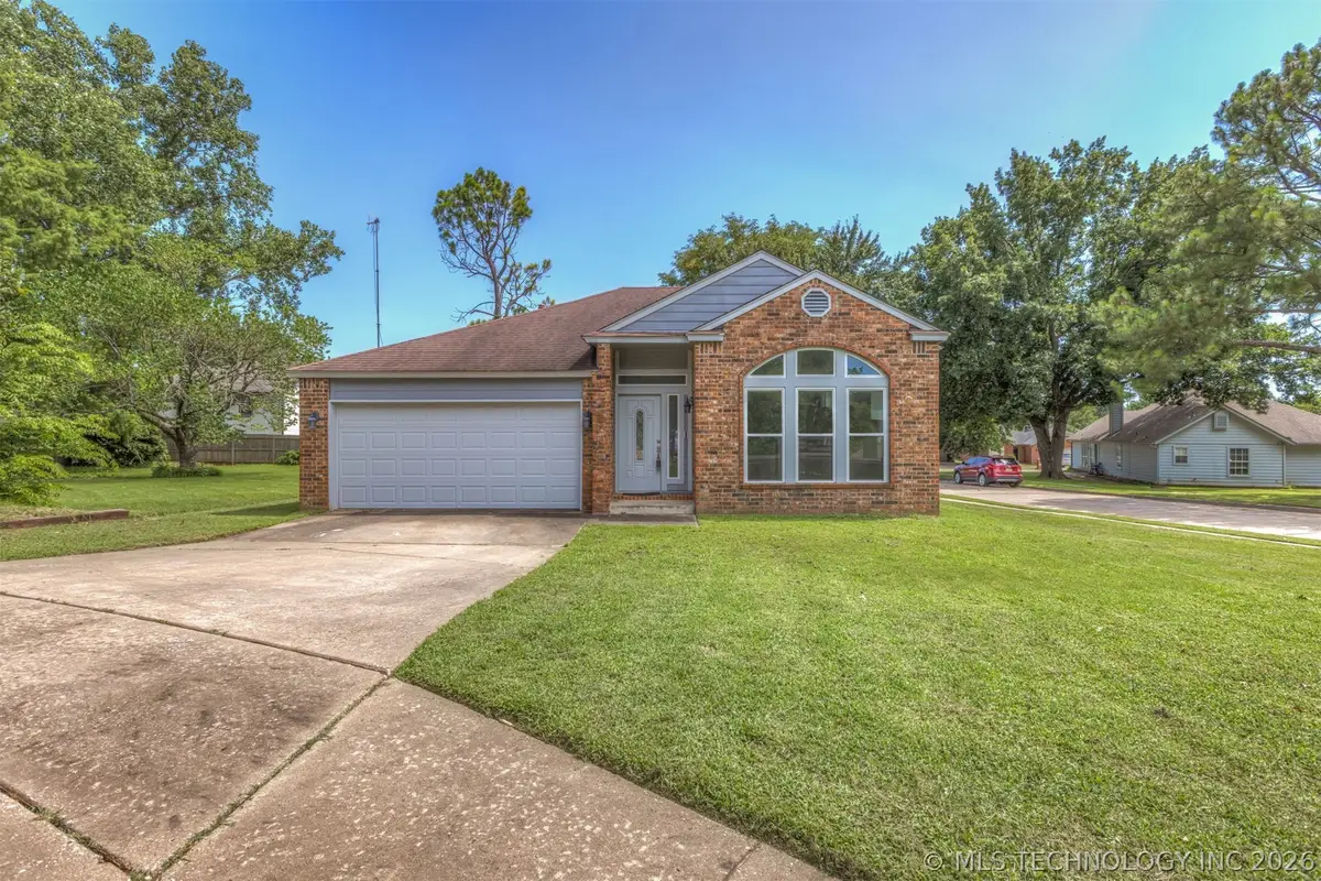1302 W 112th Place, Jenks, OK 74037 - #1