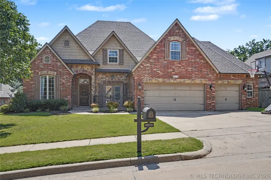 8210 S 14th Place, Broken Arrow, OK 74011 - #3