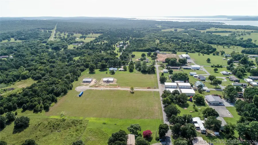 2 Reagan Drive, Eufaula, OK 74432 - #3