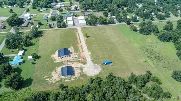 5 Reagan Drive, Eufaula, OK 74432