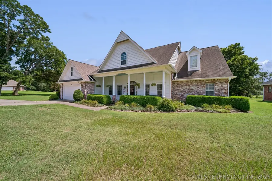 1406 NE Oakridge Drive, Claremore, OK 74017 - #2