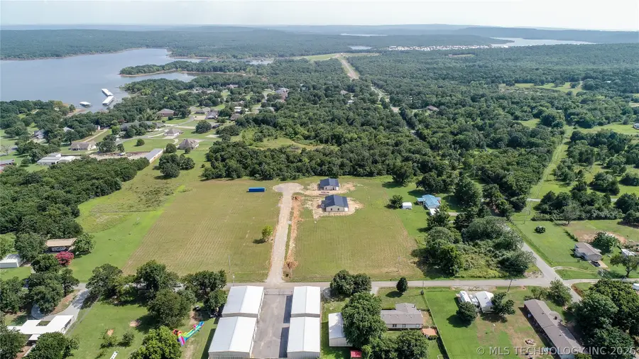 6 Reagan Drive, Eufaula, OK 74432 - #2