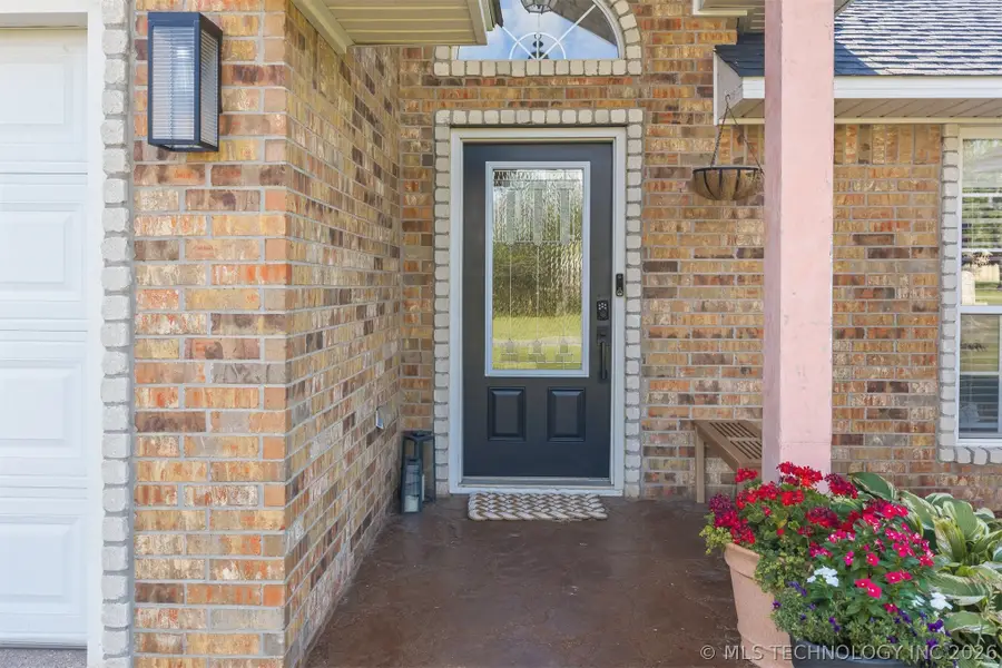 156 Abshire Circle, Ardmore, OK 73401 - #2
