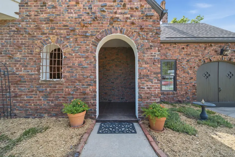 1322 S Houston Avenue, Tulsa, OK 74127 - #2