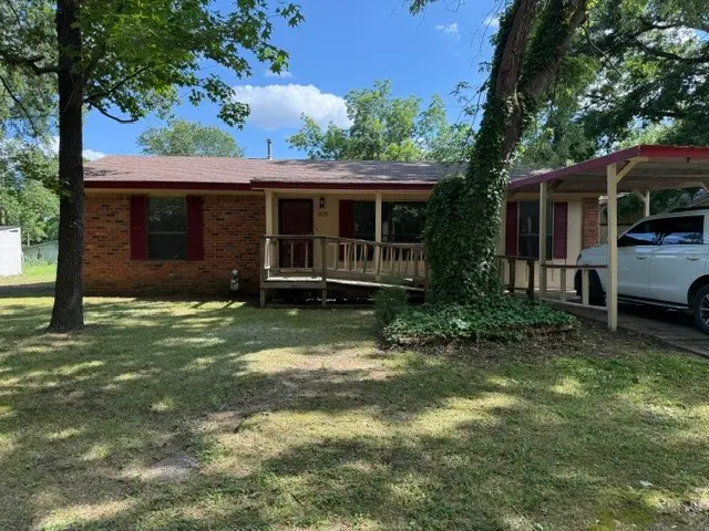 205 W Ragan Street, Henryetta, OK 74437 - #2