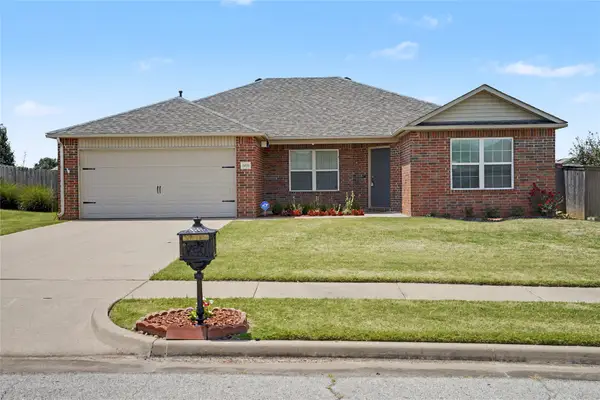 14930 S Pin Oak Street, Glenpool, OK 74033
