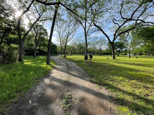 1327 Mcclain Rd Road, Ardmore, OK 73401