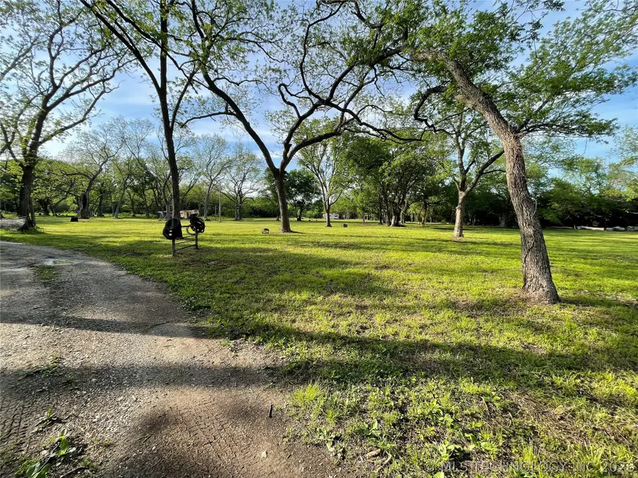 1327 Mcclain Rd Road, Ardmore, OK 73401 - #2