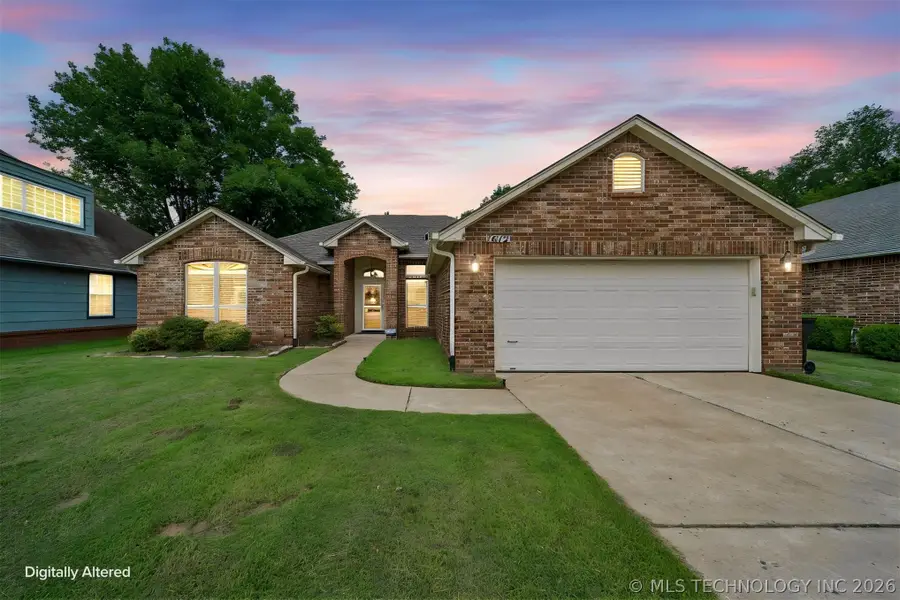 1612 S Gum Avenue, Broken Arrow, OK 74012 - #2