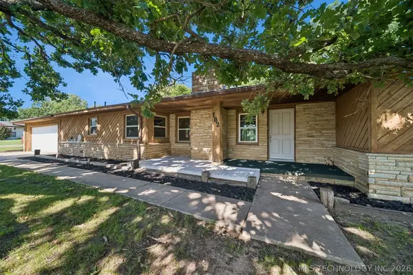 102 S Country Club Road, Ada, OK 74820