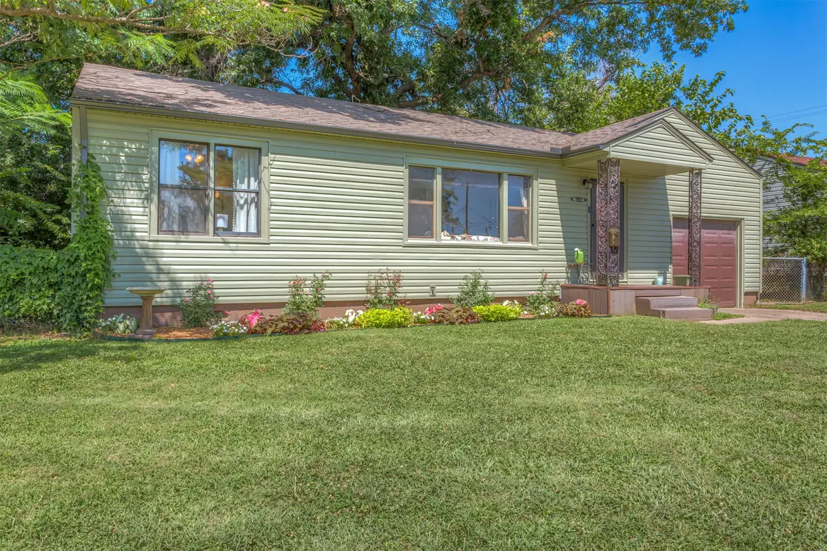702 N Atlanta Street, Owasso, OK 74055 - #1