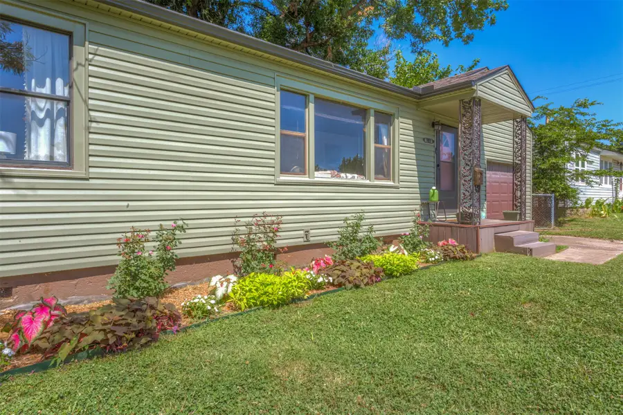 702 N Atlanta Street, Owasso, OK 74055 - #3