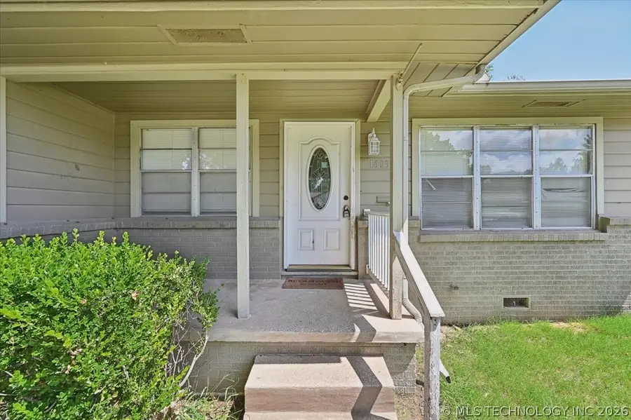 1609 E 55th Place, Tulsa, OK 74105 - #3