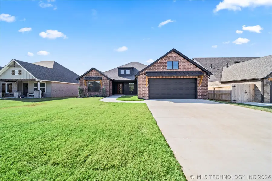 28002 E 107th Street S, Coweta, OK 74429 - #2